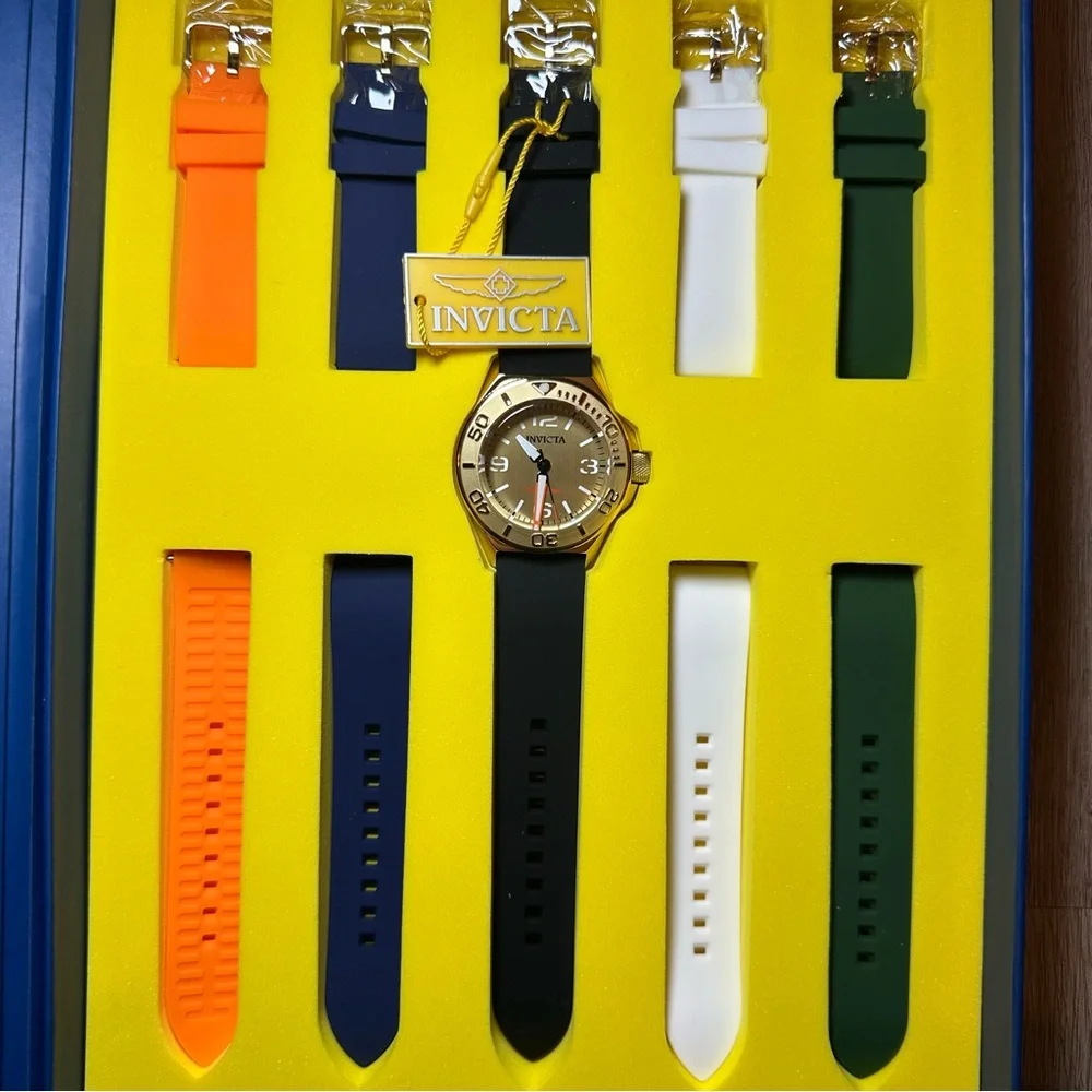 Invicta Ocean Predator 49473 Men’s Gold-Tone Watch 43mm + 5 Straps NIB